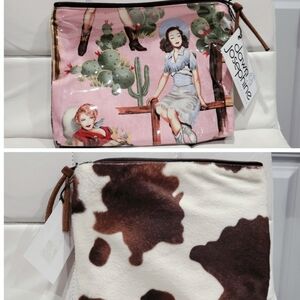 Atenti "Cowgirl Pink" accessories pouch featuring a vintage Western style